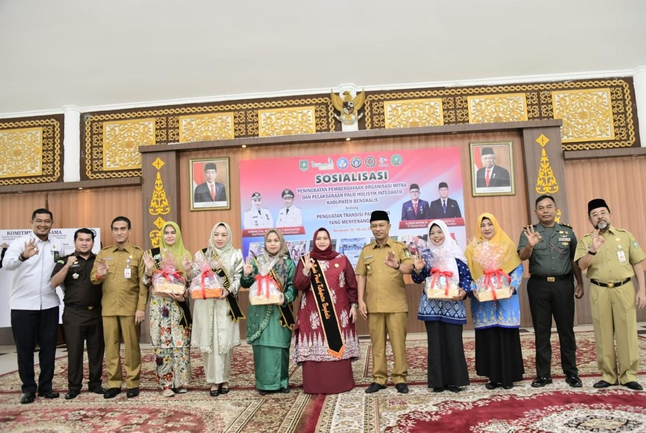 Bupati Kasmarni Dukung Transisi Gerakan PAUD Ke SD Yang Menyenangkan ...